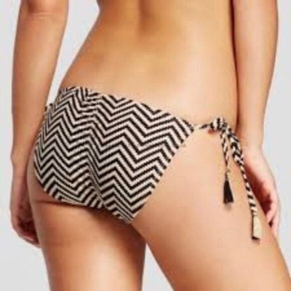 Xhilaration Chevron Striped Bikini Bottoms Jrs XL - Picture 1 of 14